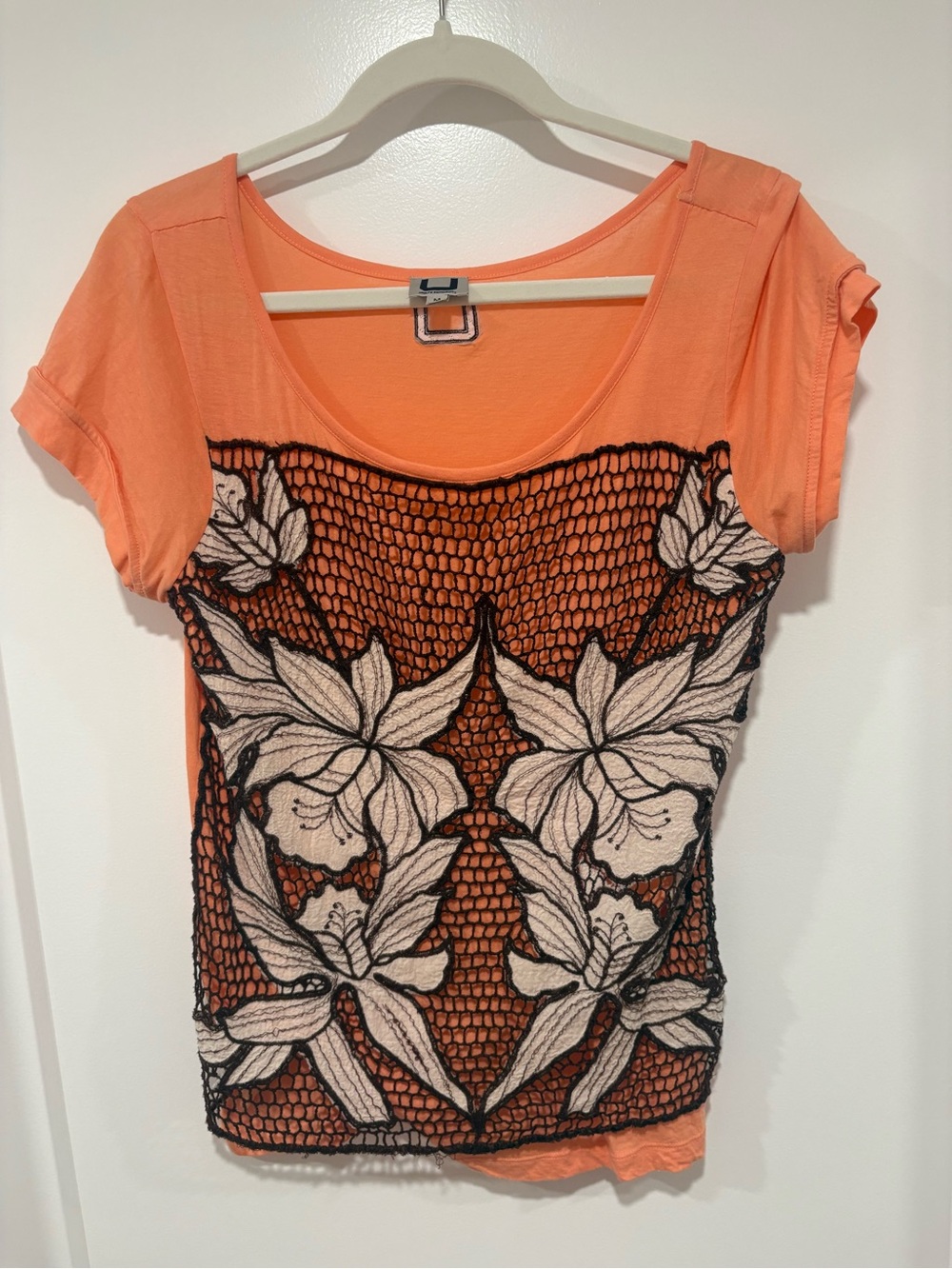 Adolfo dominguezWomen’s Coral Short Sleeve Tee with Black Floral Crochet Overlay